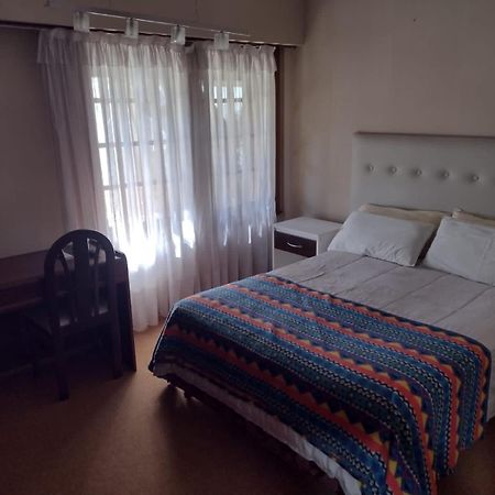 Hotel Aeropuerto Ezeiza Casa De Mr Monte Grande Eksteriør billede